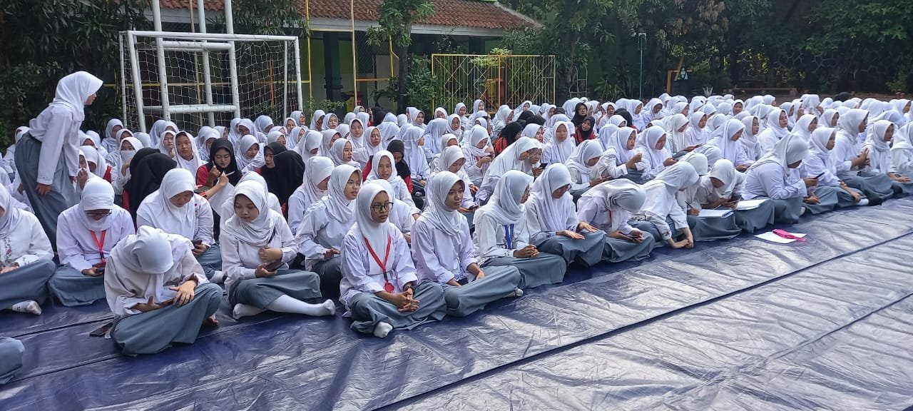 PEMBIASAAN DI HARI JUM'AT